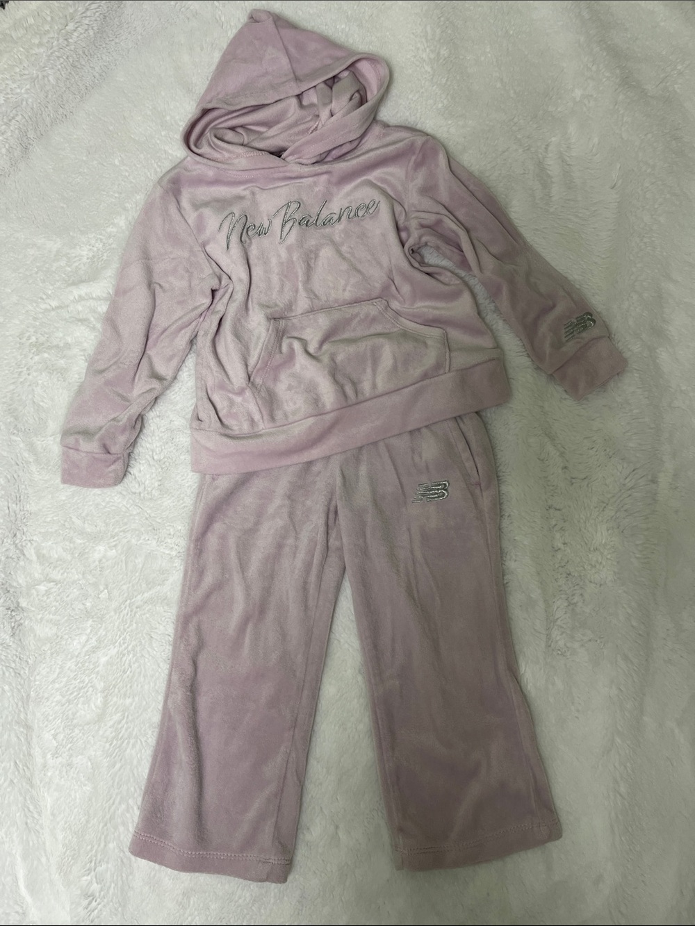 New Balance Toddlers Light purple Hooded wide-leg velour Set, size 2T